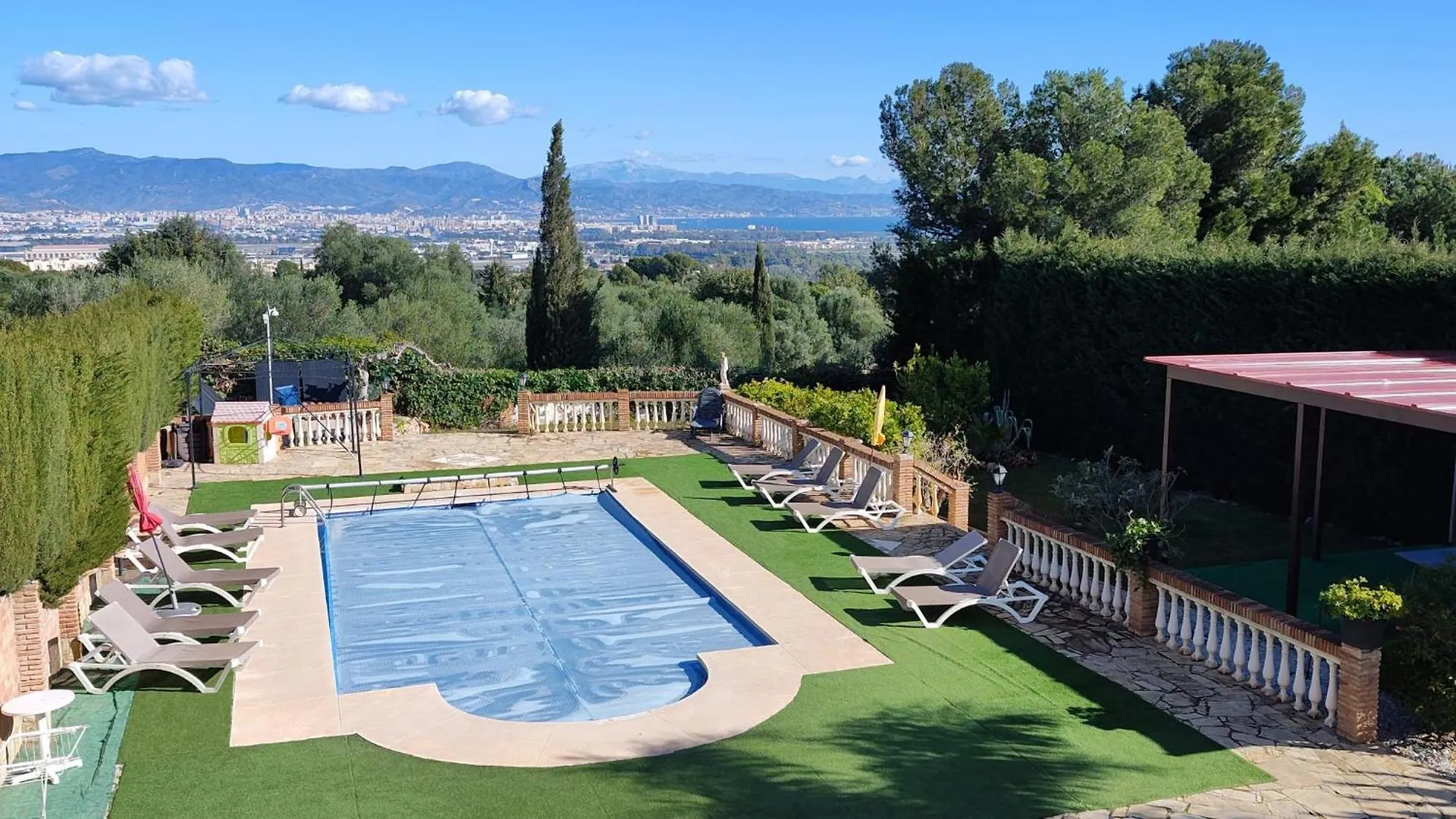 Villa Buenavista Malaga - Sea View, Private Heated Pool, Spa, 5 Bedrooms 0*,